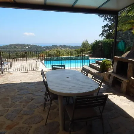 2 Ch. Avec Piscine, Vue Mer Panoramique, Acces Plages, Superette Et Ecole De Voile - Fr-1-610-89 Villa *